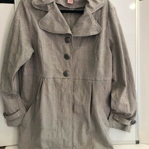 Elegant Women's Gray Patterned Trench Coat